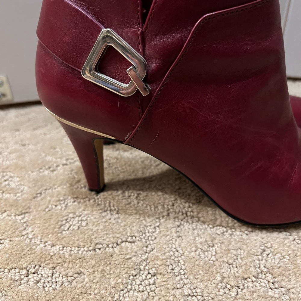 Vince Camuto Ankle Boots size 8 - Picture 8 of 8
